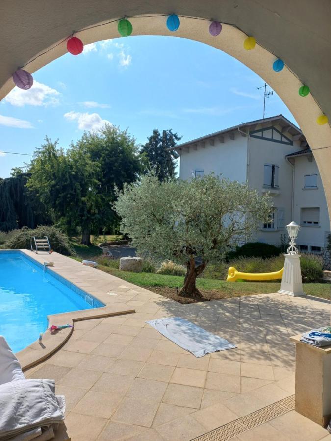 La Maison Basque Sainte-Livrade-sur-Lot Dış mekan fotoğraf